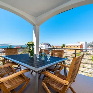  Ferienhaus Lota